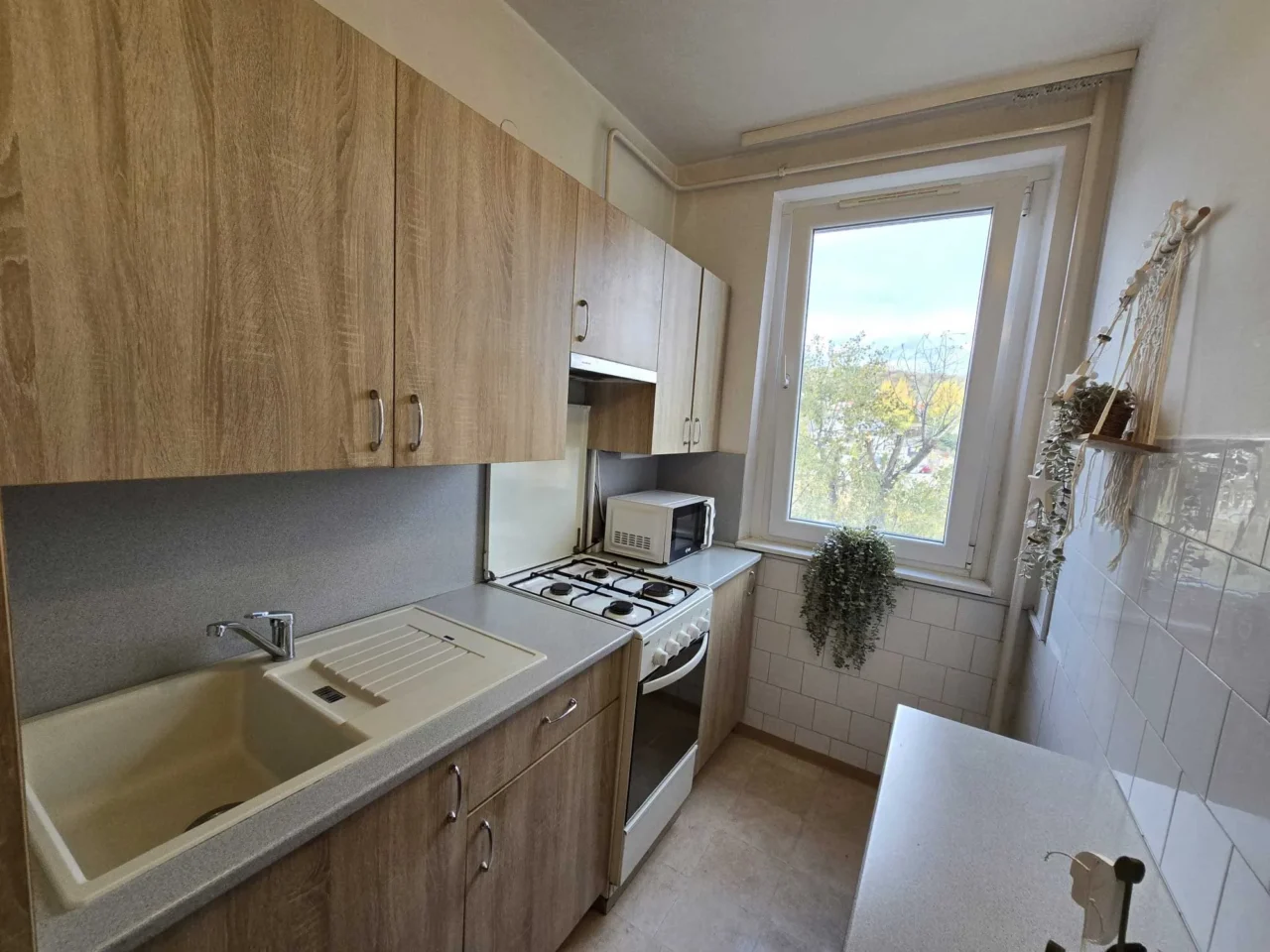 10-kitchen 10-kitchen